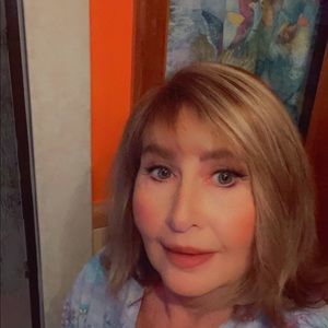 Meet your Posher, Cheryl